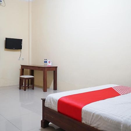 Oyo Flagship 1034 Pondok Mulia Guest House Syariah Баликпапан Экстерьер фото