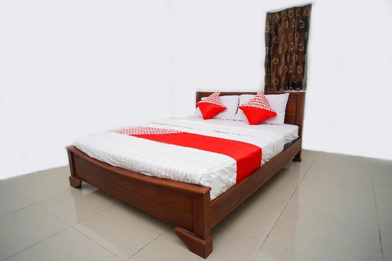 Oyo Flagship 1034 Pondok Mulia Guest House Syariah Баликпапан Экстерьер фото